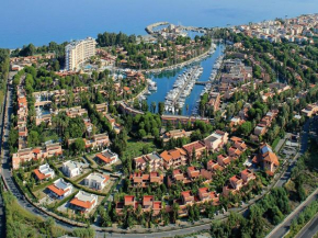 Гостиница Baia Dei Delfini  Тоннарелла
